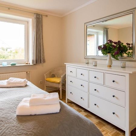 Seeblick I - Geraeumige 90Qm - Ganzes Haus - 50M Zum Naturstrand - Mit Terrasse Und Grossem Garten - Kueche Neu Gluecksburg Luaran gambar