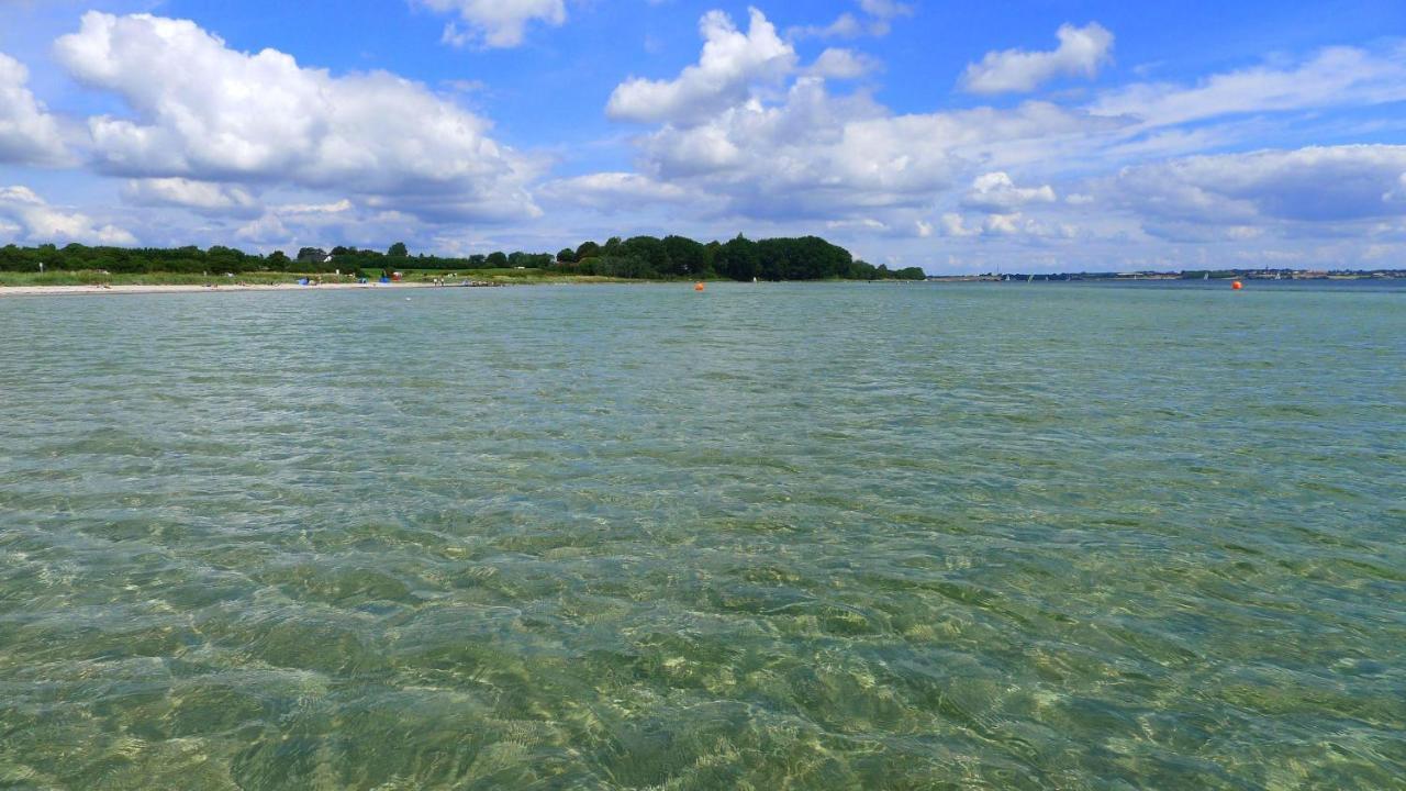 Seeblick I - Geraeumige 90Qm - Ganzes Haus - 50M Zum Naturstrand - Mit Terrasse Und Grossem Garten - Kueche Neu Gluecksburg Luaran gambar
